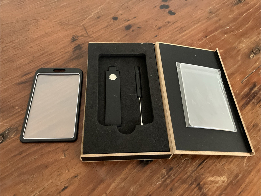 New Tesla Model 3, Y, S, X and Cybertruck Aluminum Key Card Holder and Protector
